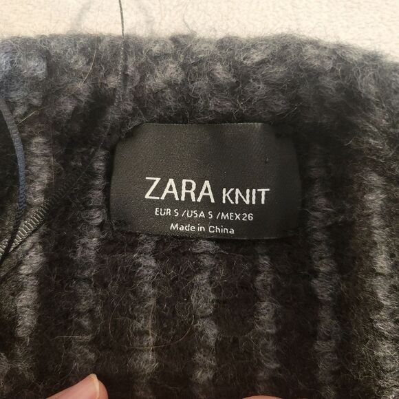 Zara Women Knit Sweater Size Small - Picture 2 of 6